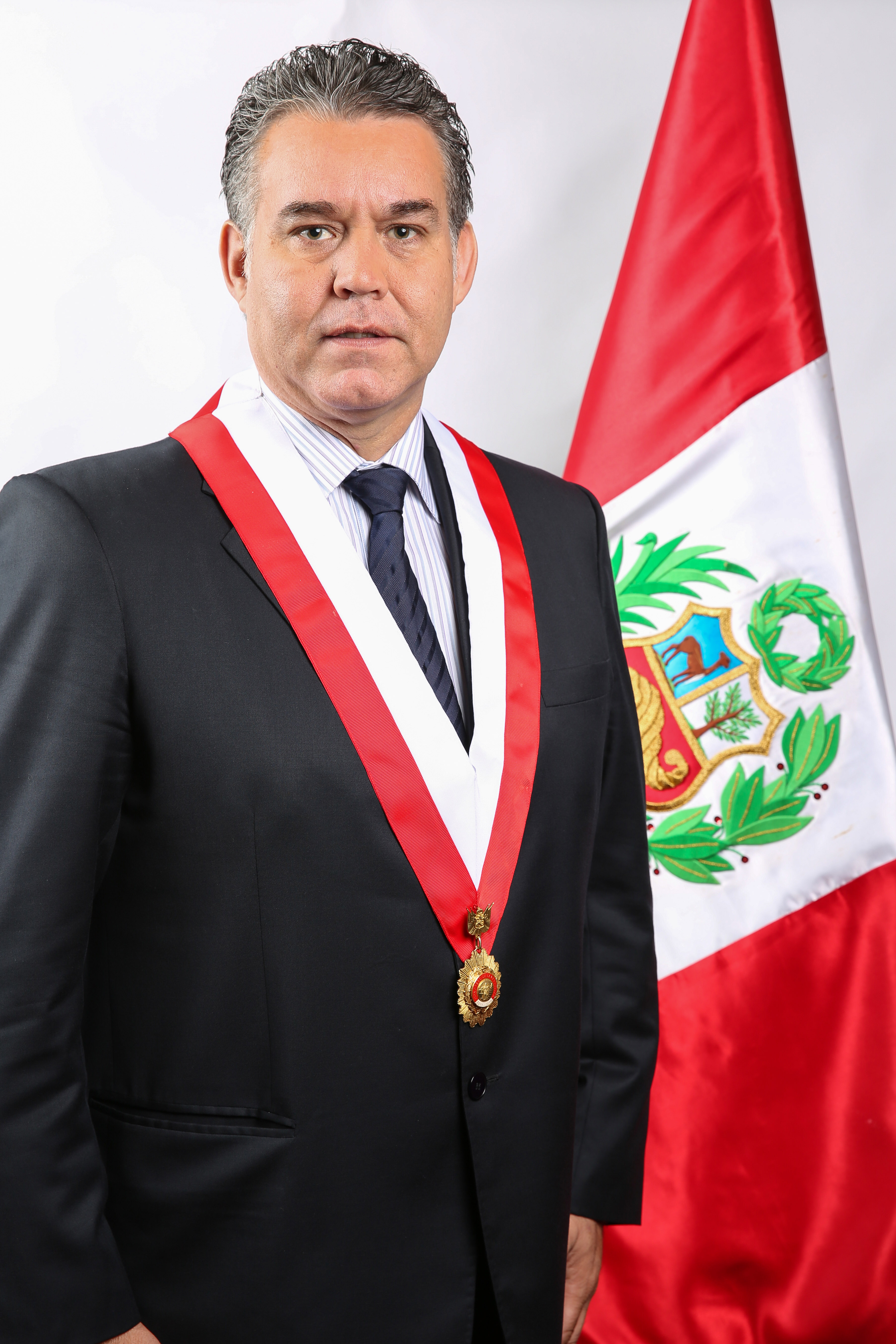 Congresista Víctor Albrecht Rodríguez