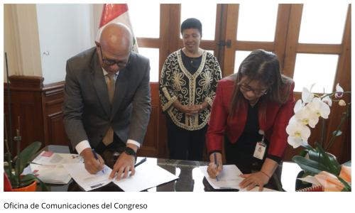 Firma de convenio 2