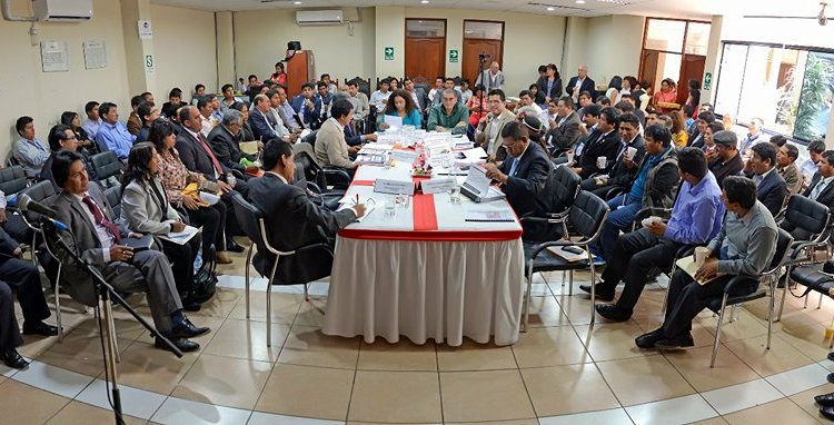 Comisión Presupuesto Cecilia Chacón en Ayacucho